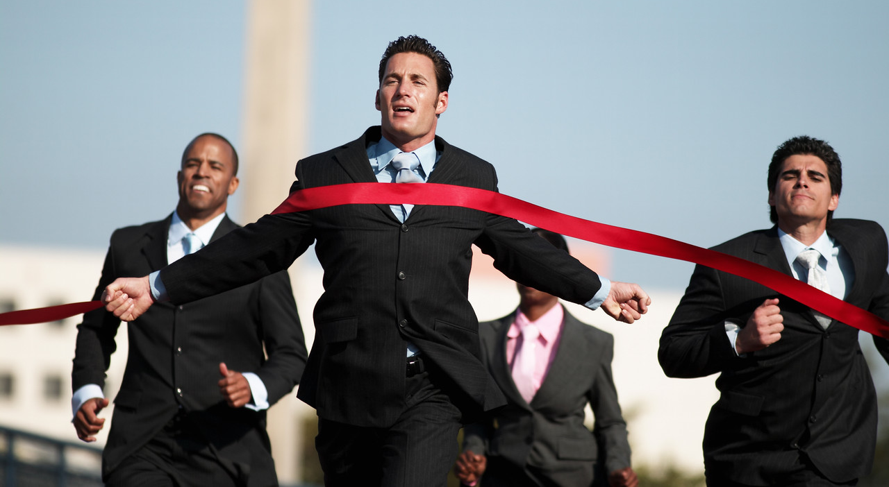 Как сохранить лидерство в цифровой гонке: ответ от RedLab на конференции TAdviser”